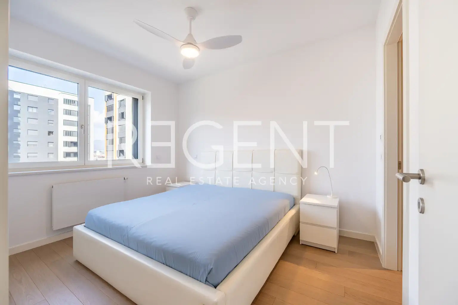 Загреб, VMD Heinzelova – трехкомнатная квартира с гаражом, первая аренда