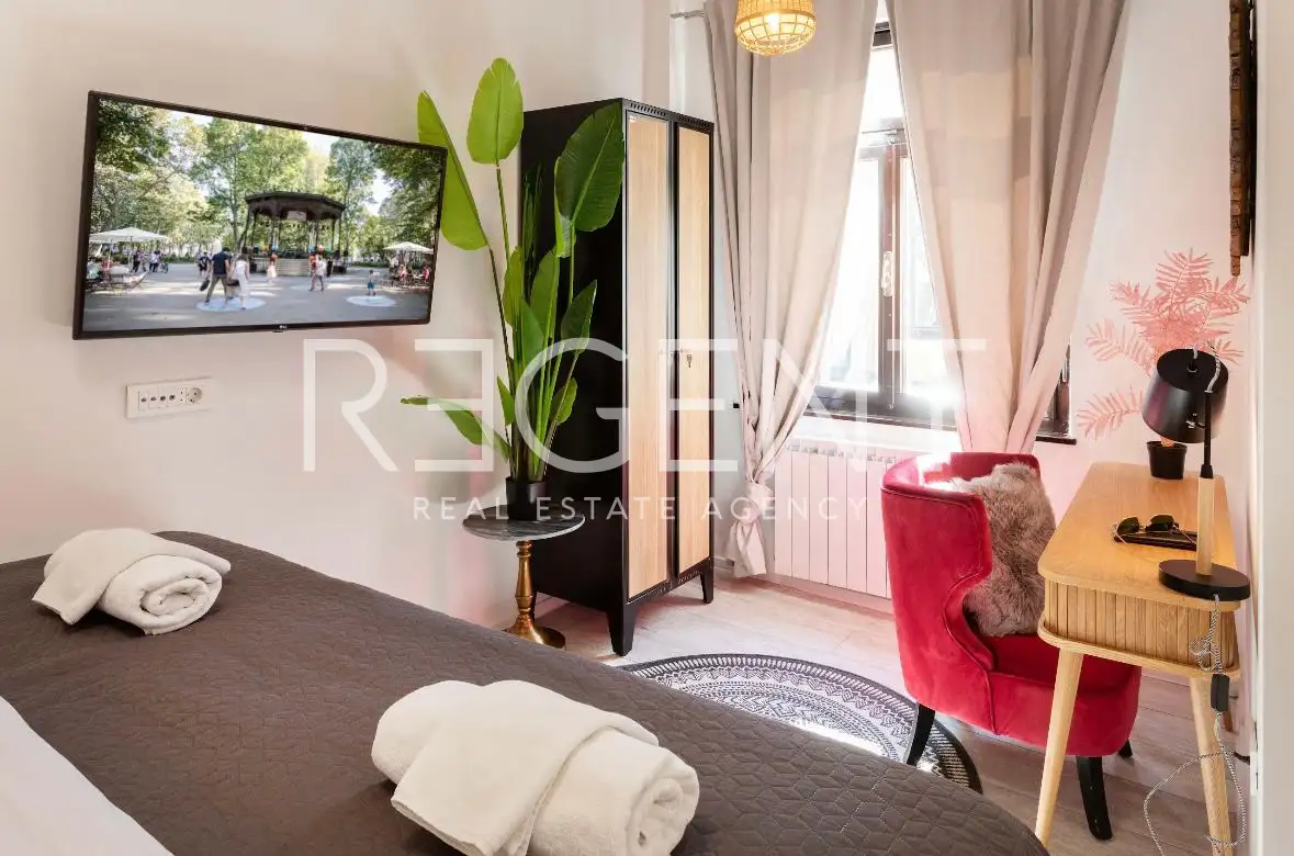 Záhřeb, Náměstí Franjo Tuđmana – Zařízený dvoupokojový byt