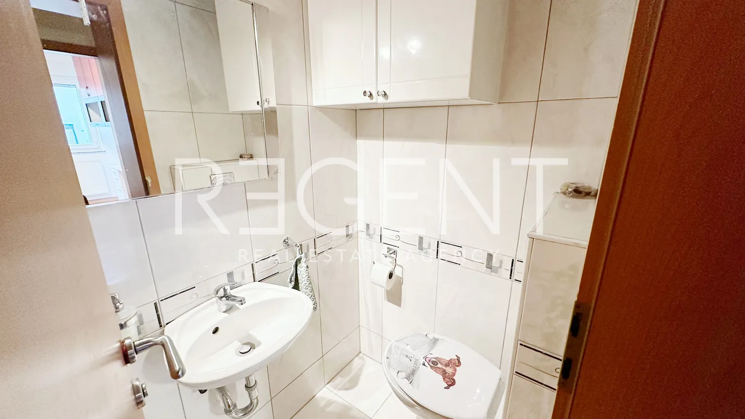 Záhreb, Špansko - Štvorizbový byt 91 m2 s dvomi loggiami