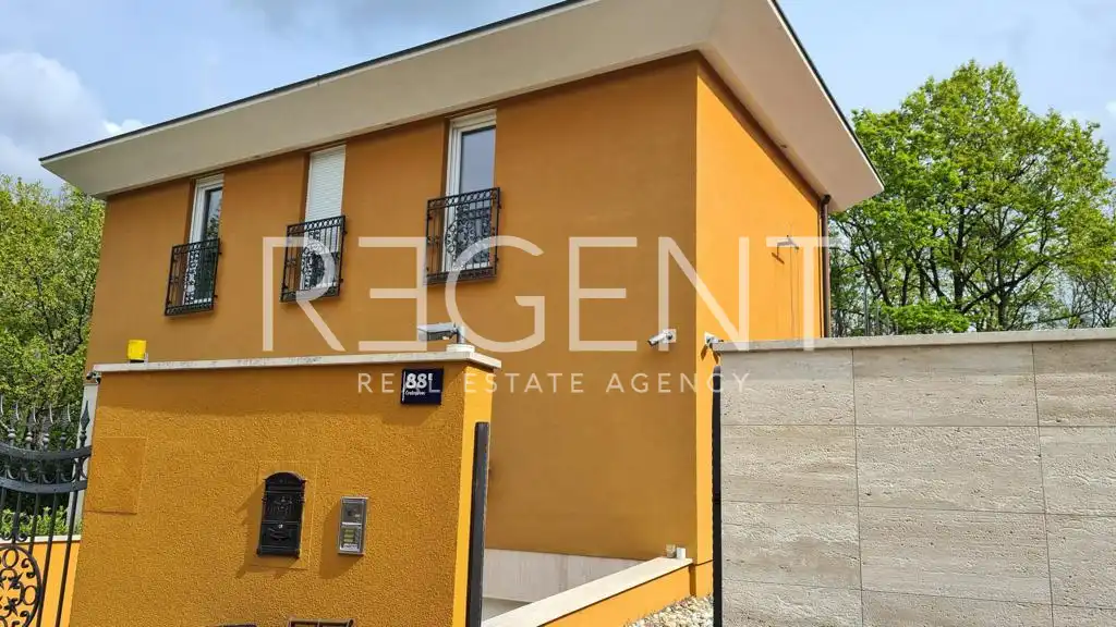 Zagreb, Remete - Vila s bazenom i dvorištem