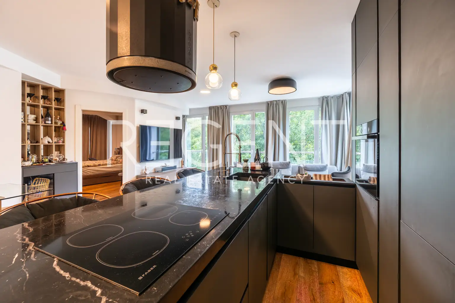Zagreb, Mlinovi - Appartamento 119 m², quadrilocale, secondo piano, parcheggio