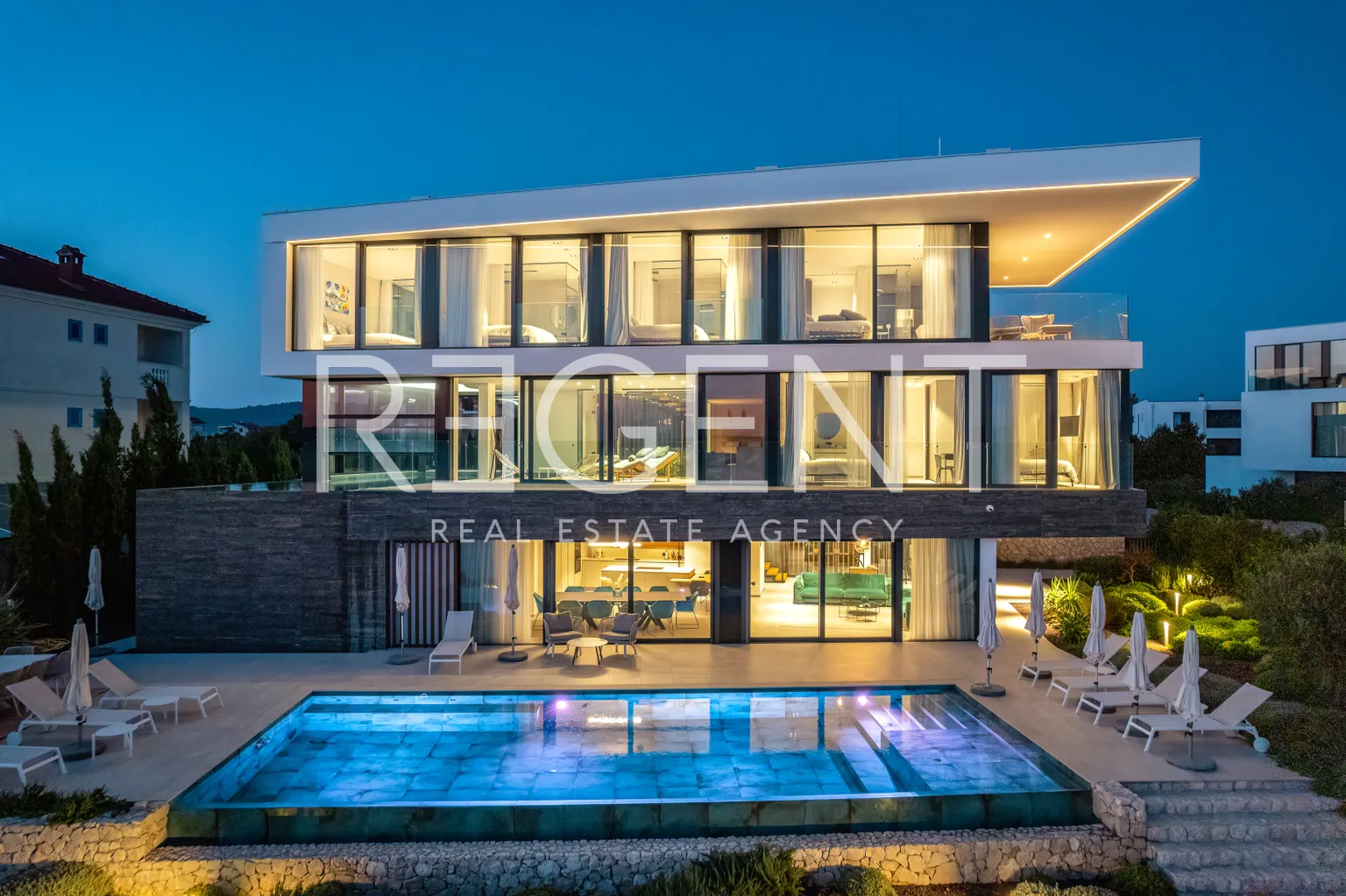 Zadar, Sukošan – Prestižní luxusní vila 585 m2