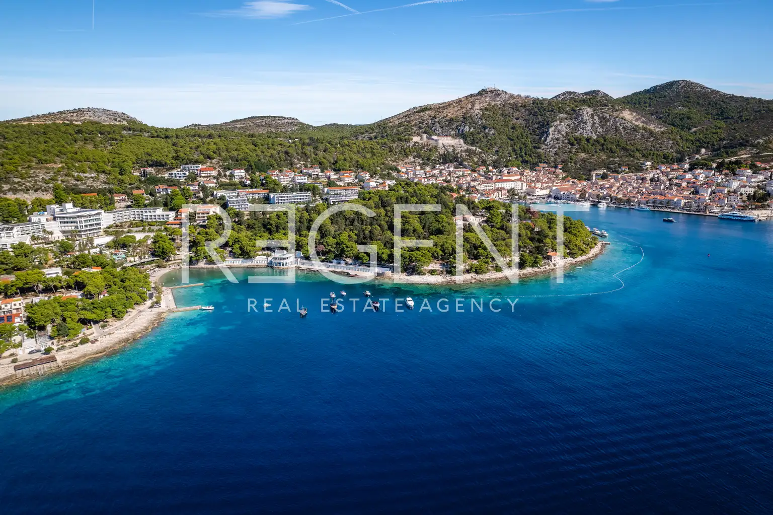 Hvar - Ekskluzivna vila na najboljoj lokaciji na otoku