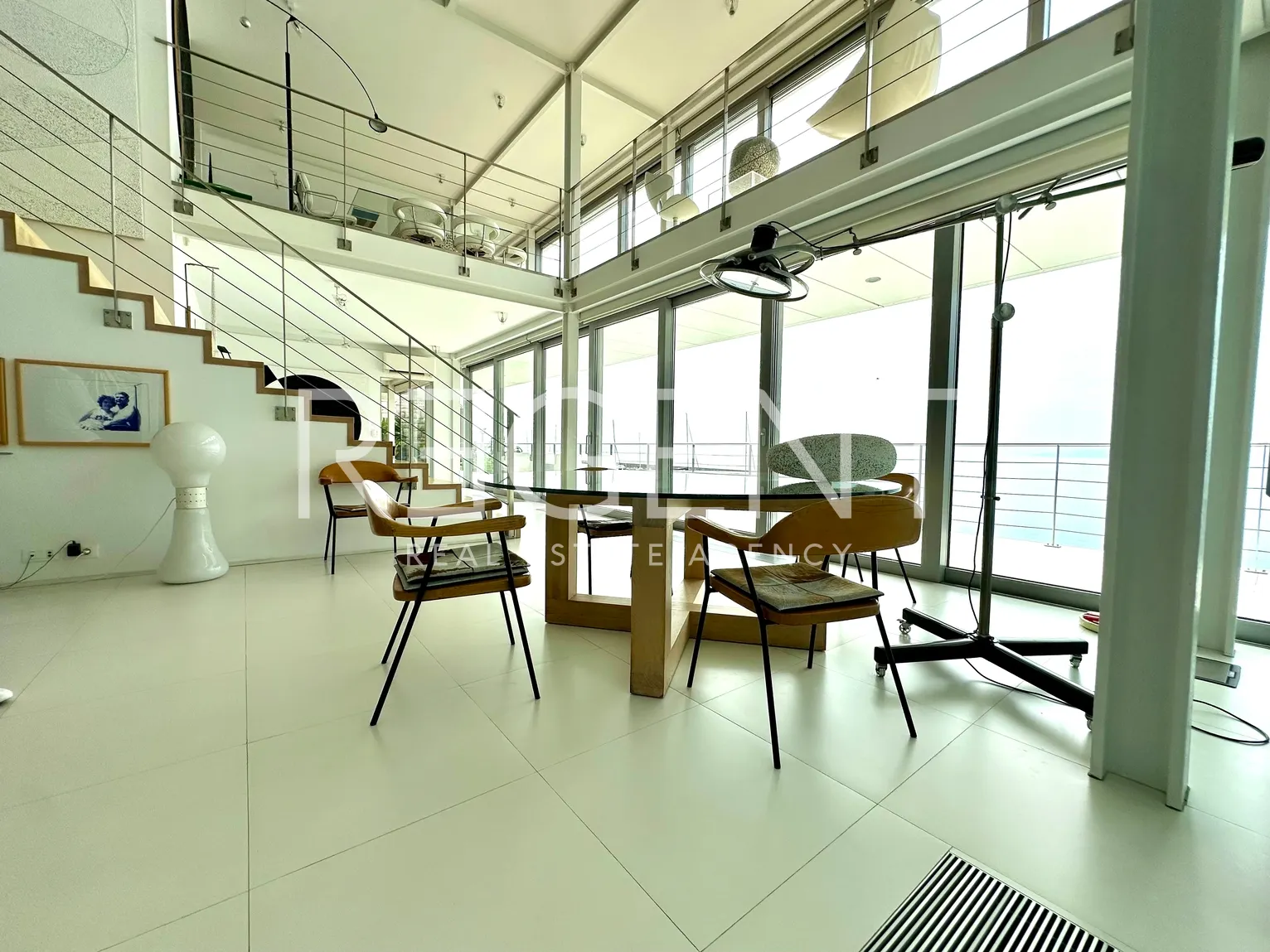 Rijeka - Moderní vila v první řadě u moře 600 m2