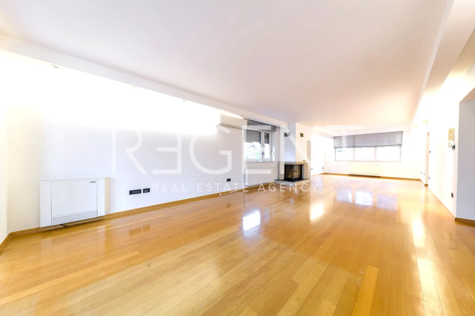 Zagreb, Lašćina – Obiteljska kuća na vrhunskoj lokaciji 395 m2