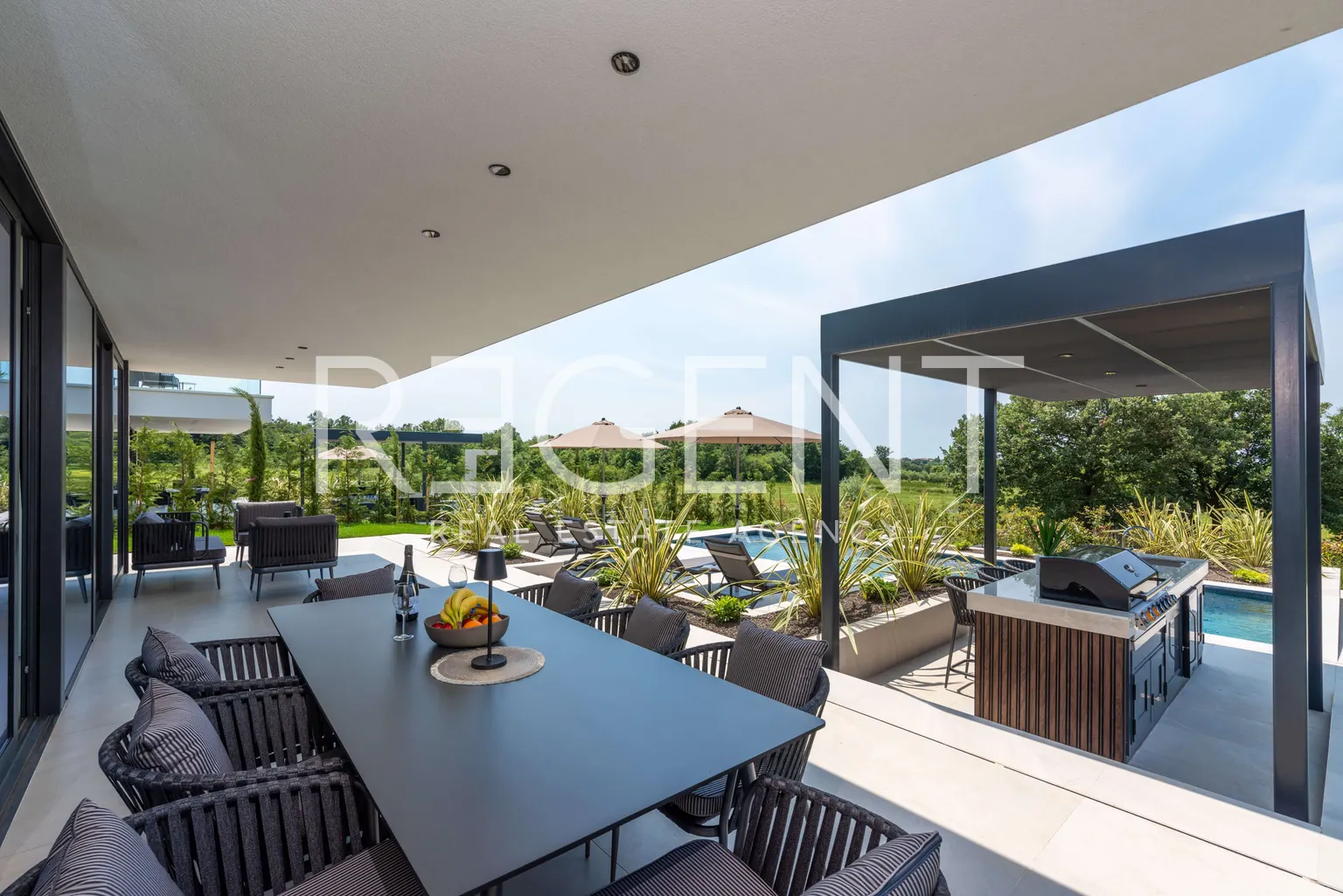 Istra, Poreč – Dizajnerska vila s pogledom na more 310 m2