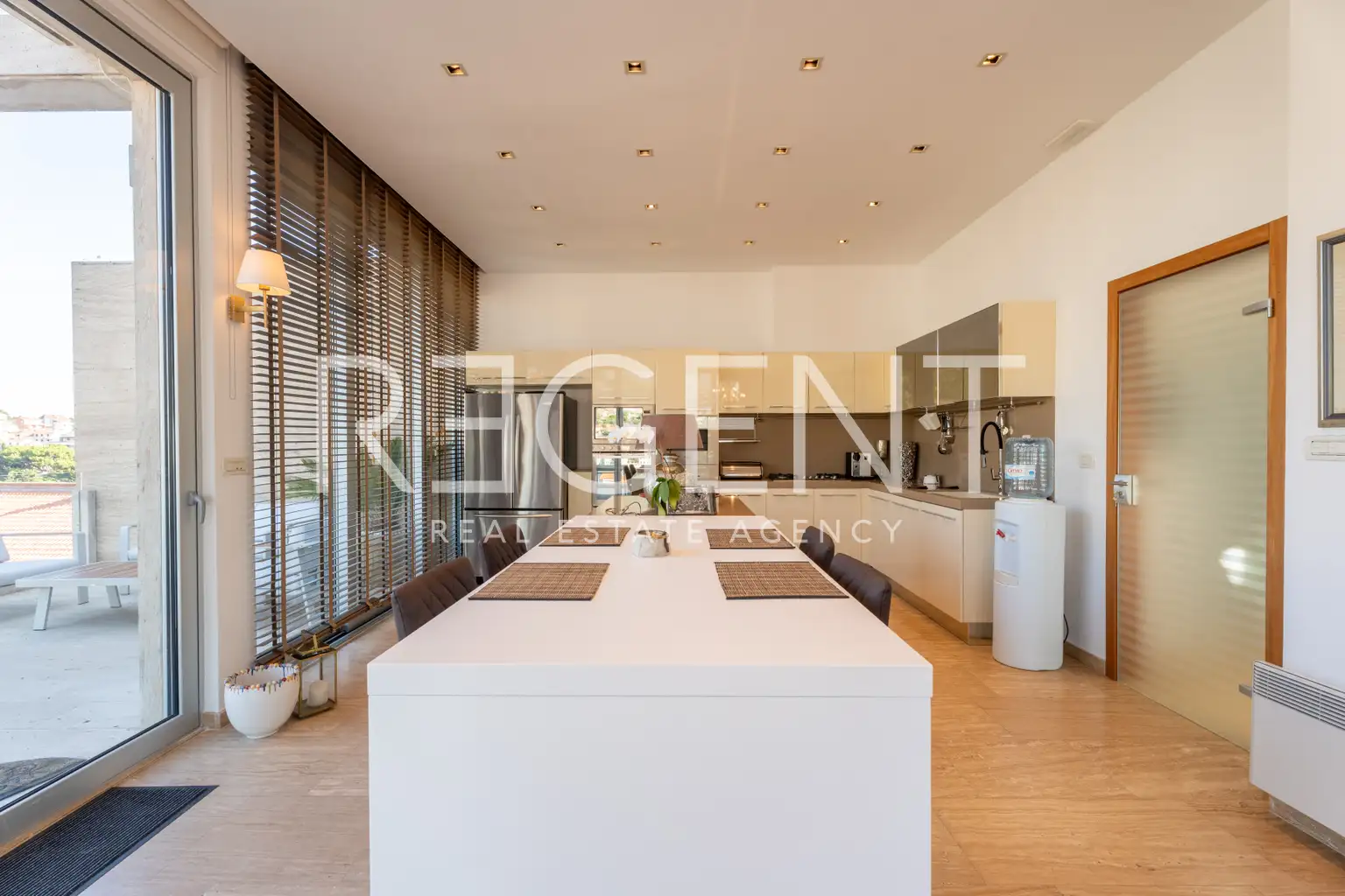 Dubrovnik - Wyjątkowy penthouse z basenami w pięknym Dubrowniku