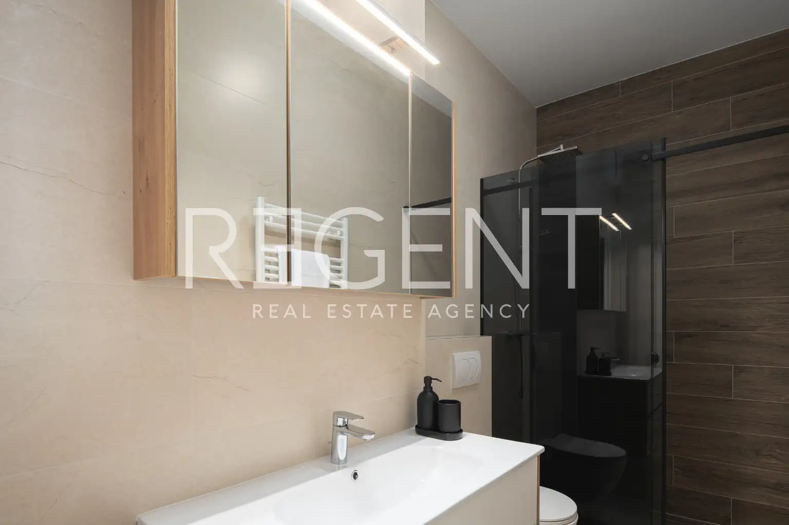 Zagreb, Trnje - élégant appartement avec deux chambres et balcon