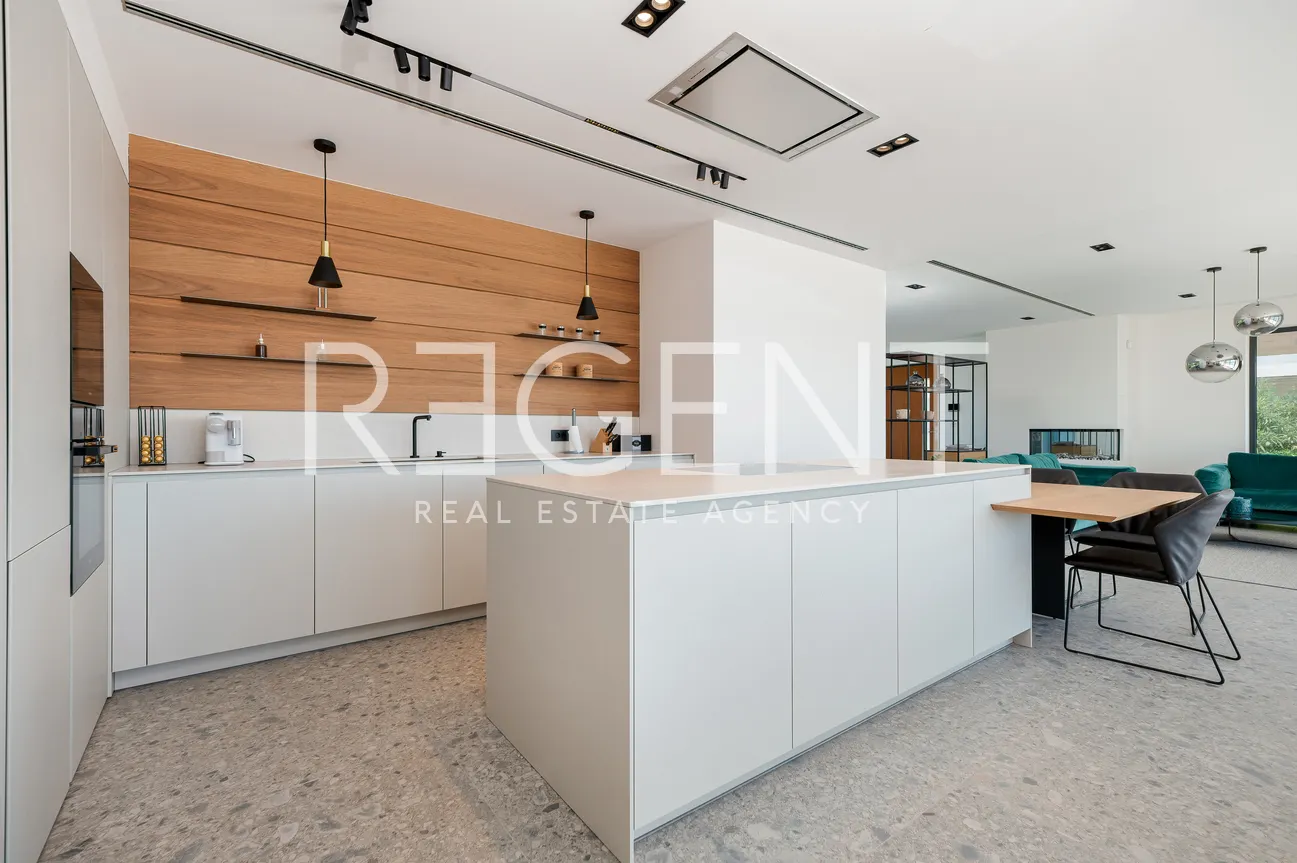 Zadar, Sukošan – Prestižní luxusní vila 585 m2