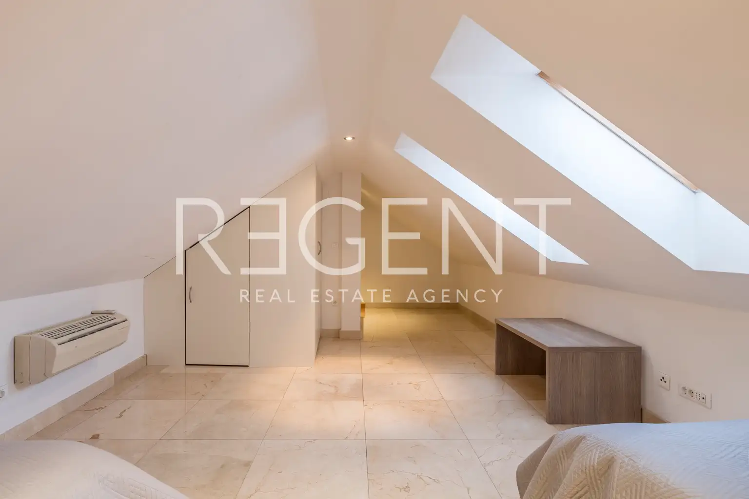 Split, Varoš - Appartement de deux pièces avec terrasse