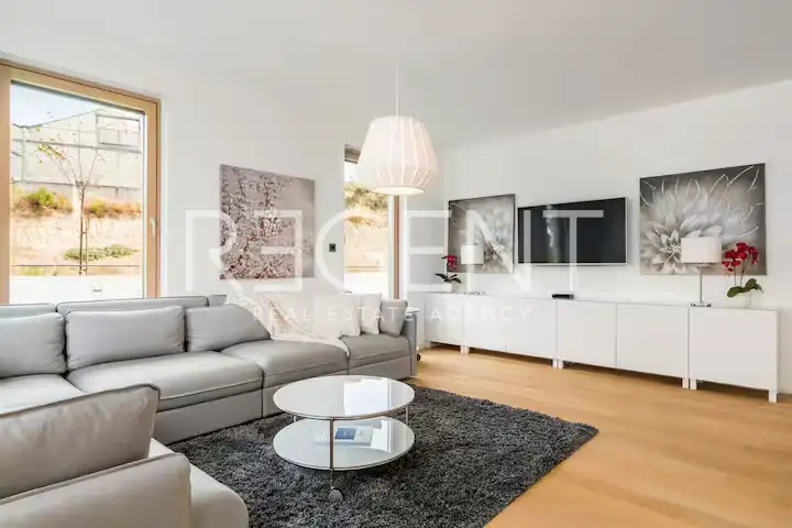 Spalato, Duilovo - Lussuoso appartamento con due camere da letto e loggia