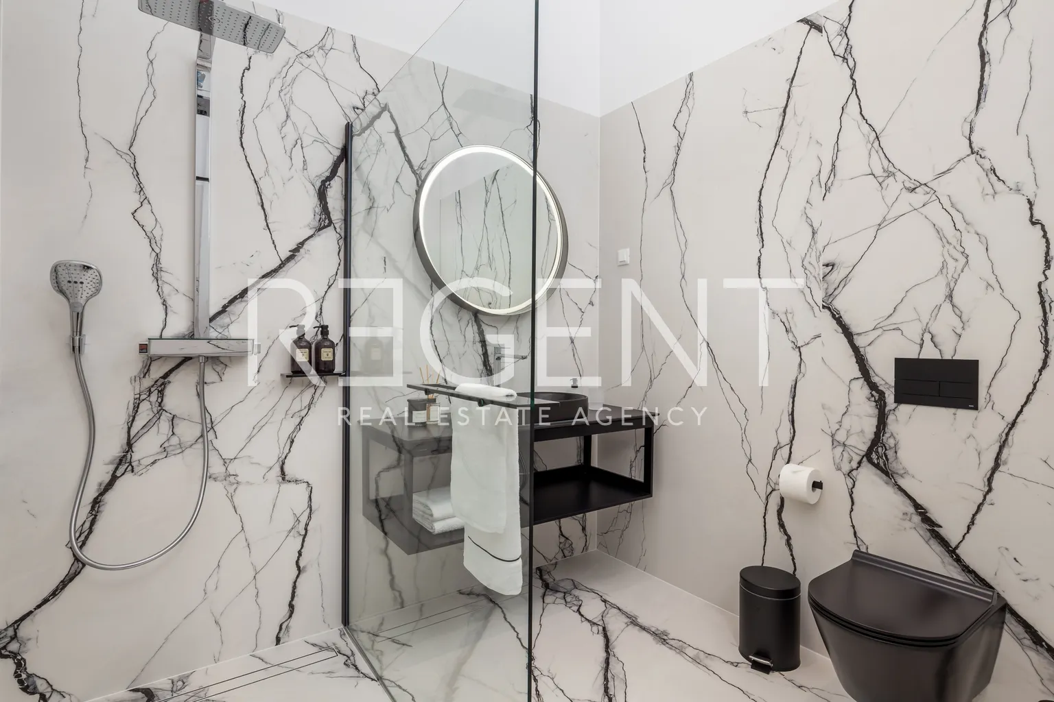 Opatija, Centar - Appartement de luxe dans une villa dans un emplacement unique, 114 m2