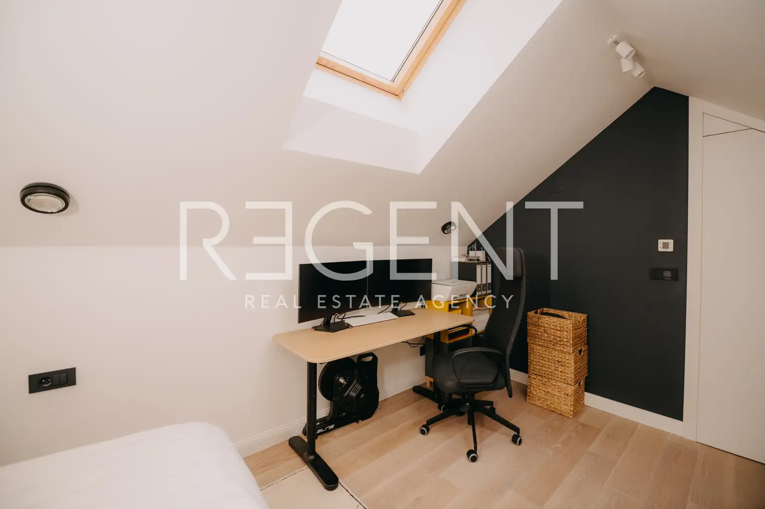 Zagreb, Jarun - penthouse de luxe de quatre pièces