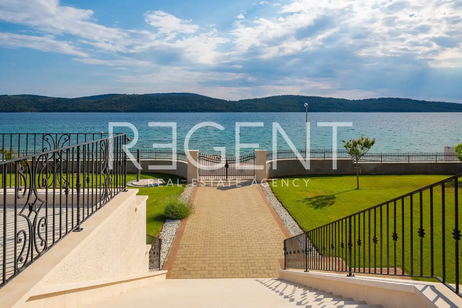 Šibenik - Wunderschöne Luxusvilla am Meer 1000 m2