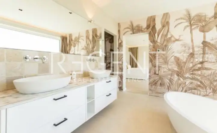 Ražanac, Ljubač - Moderna vila uz more s wellnessom i bazenom