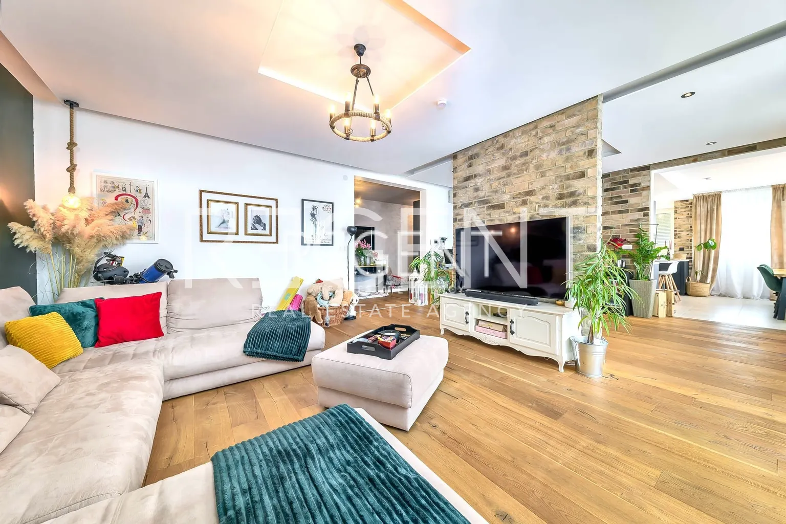 Zagreb, Gornji Bukovac - Moderan četverosoban stan 172 m2
