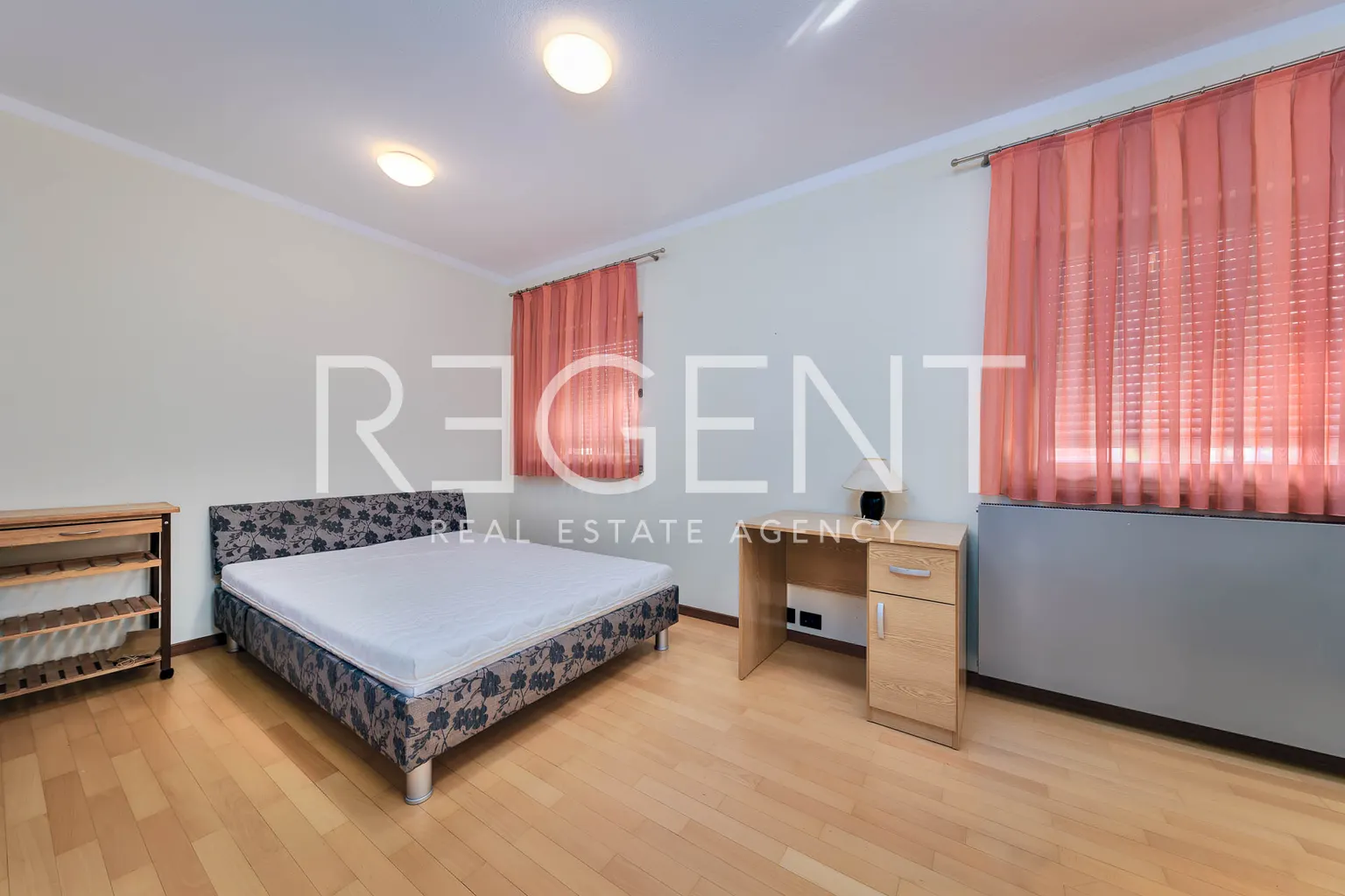 Zagreb, Gornji Bukovac - Prekrasna vila s vrtom, 591 m2