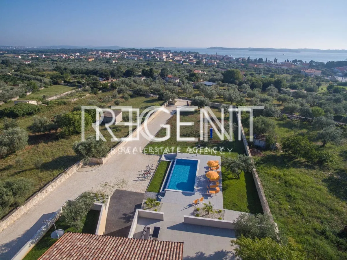 Istrie, Fažana - Vila s bazénem 180 m2