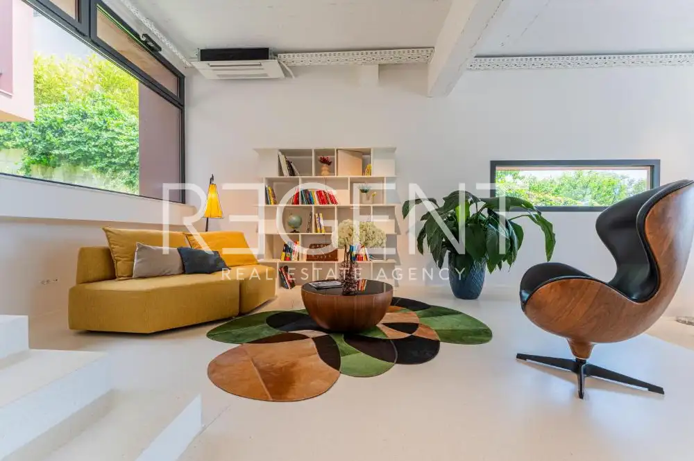 Zagabria, Šestine – Moderna villa familiare con piscina immersa nel verde, affitto