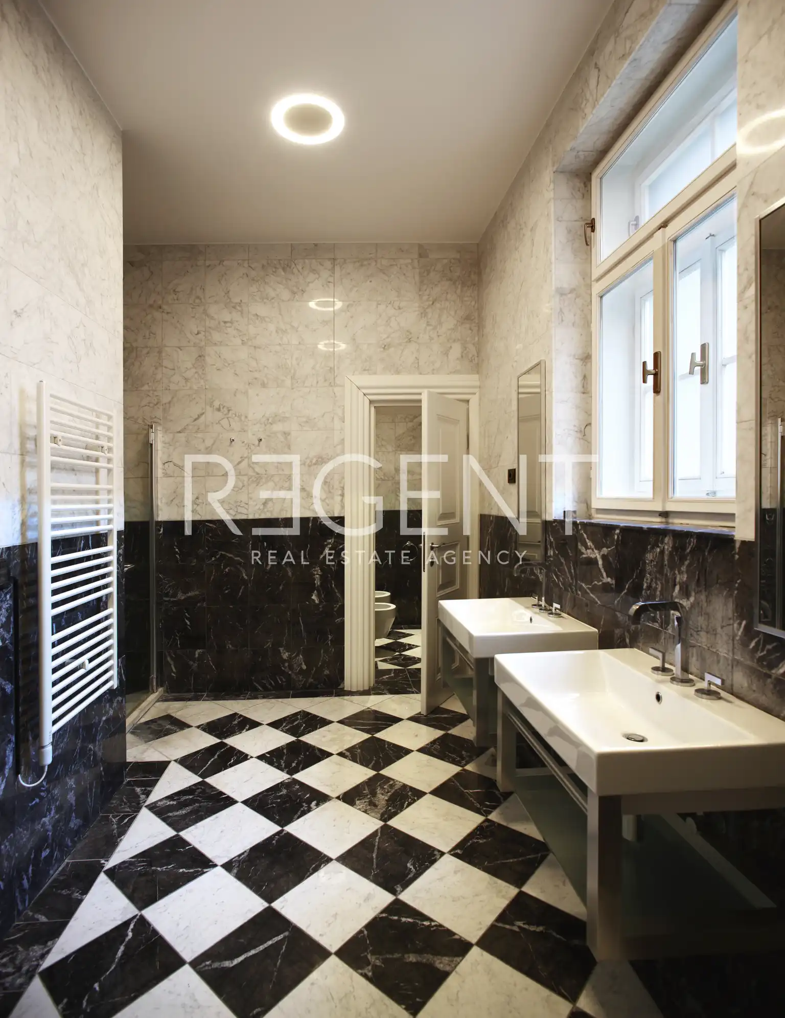 Zagreb, Donji grad, Marulićev trg – luksuzan ured od 280 m² za najam