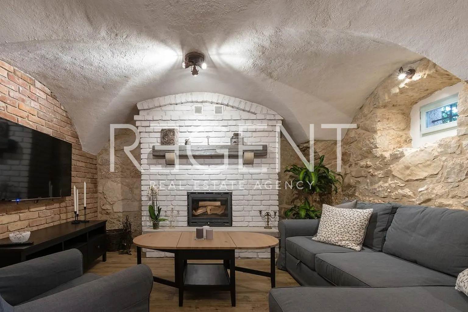 Crikvenica - Bajkovita kamena vila 200 m2