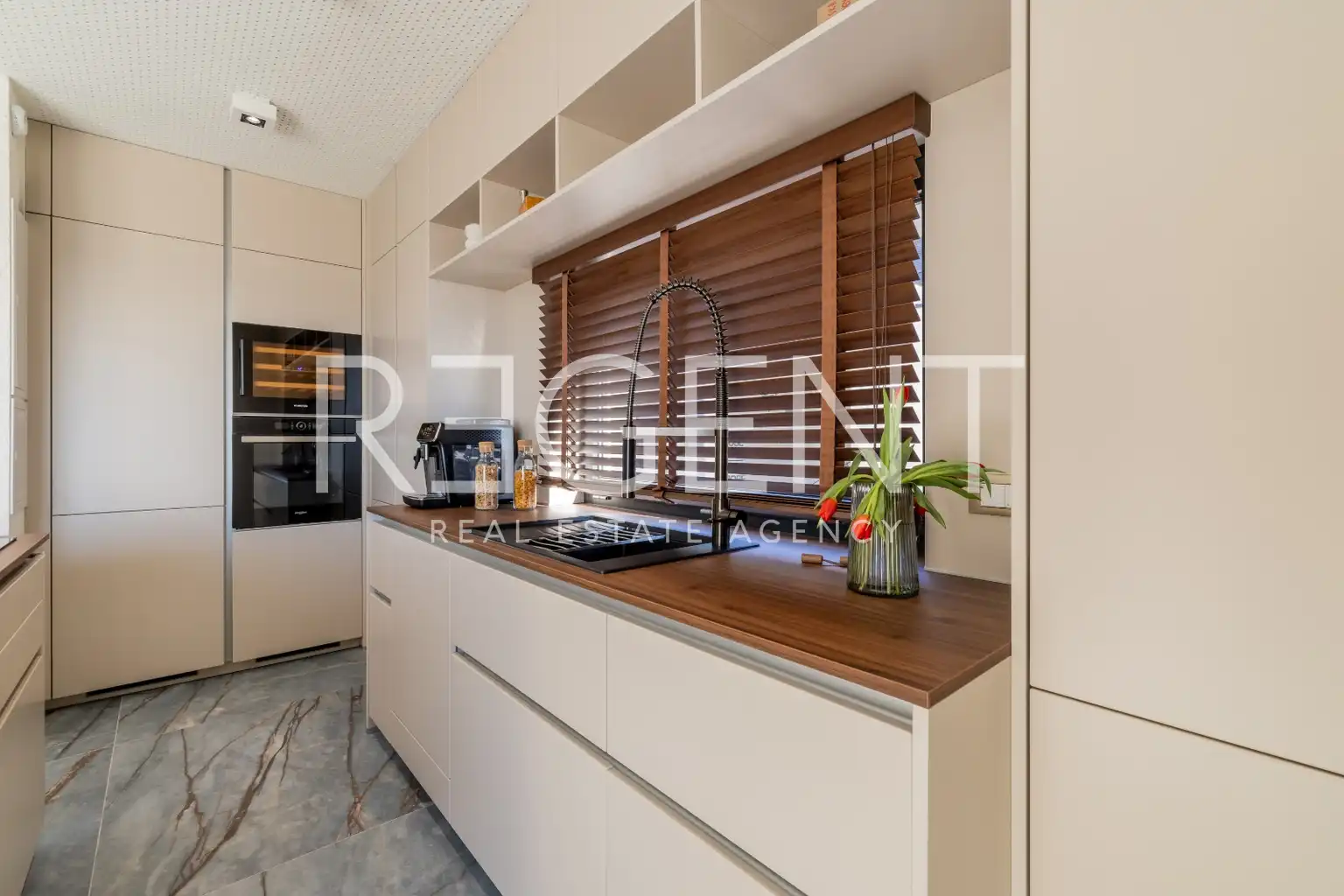 Split, Kaštel Lukšić - Luxusní Penthouse 110 m2 s terasou