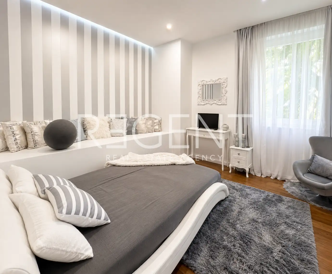 Dům 370 m², Maksimir — 4 ložnice, zahrada, garáž