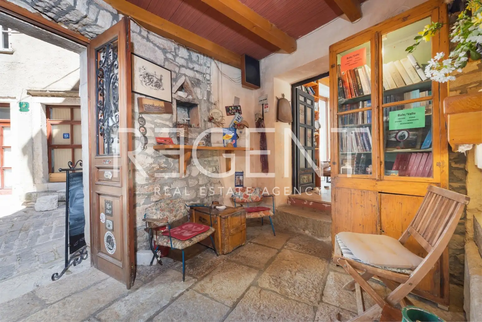 Istria, Bale – Očarujúci dom s konobou a piatimi apartmánmi