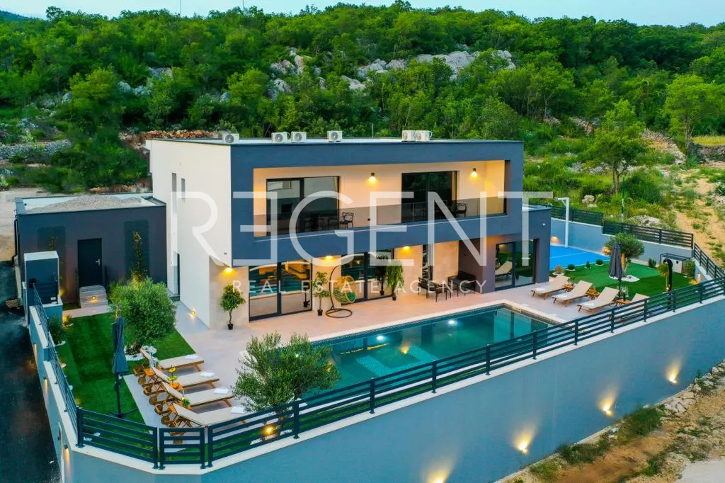 Makarska, Zagvozd - Luxury villa with pool 270 m2