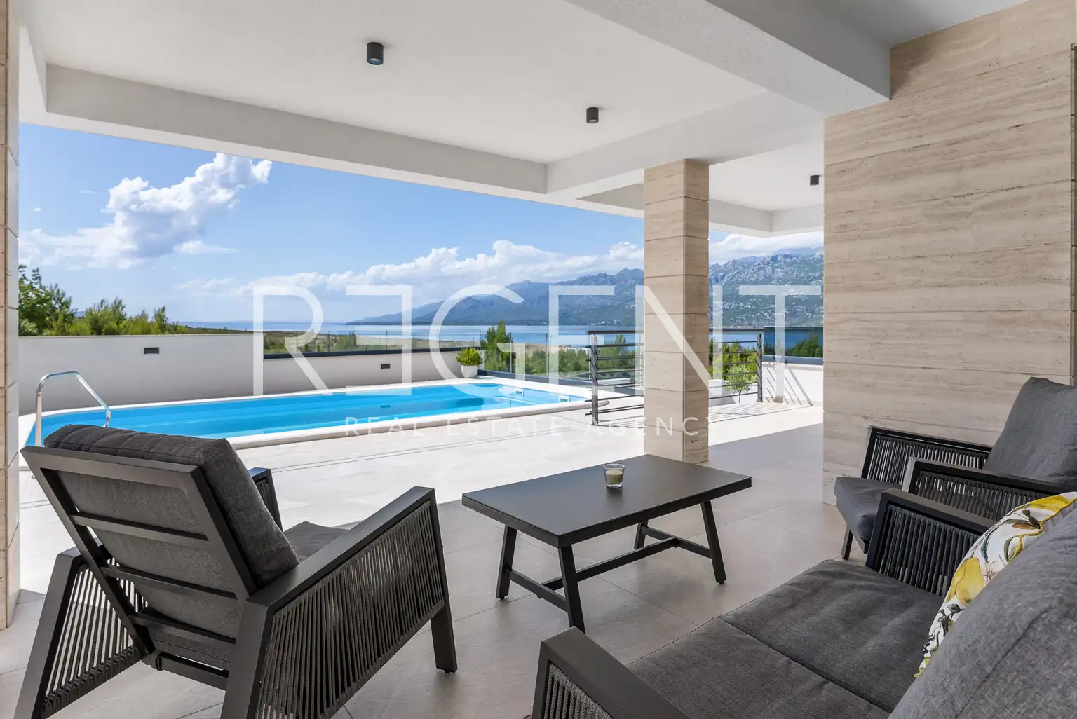 Zadar, Rovanjska - Newly built villa with a pool and sea view