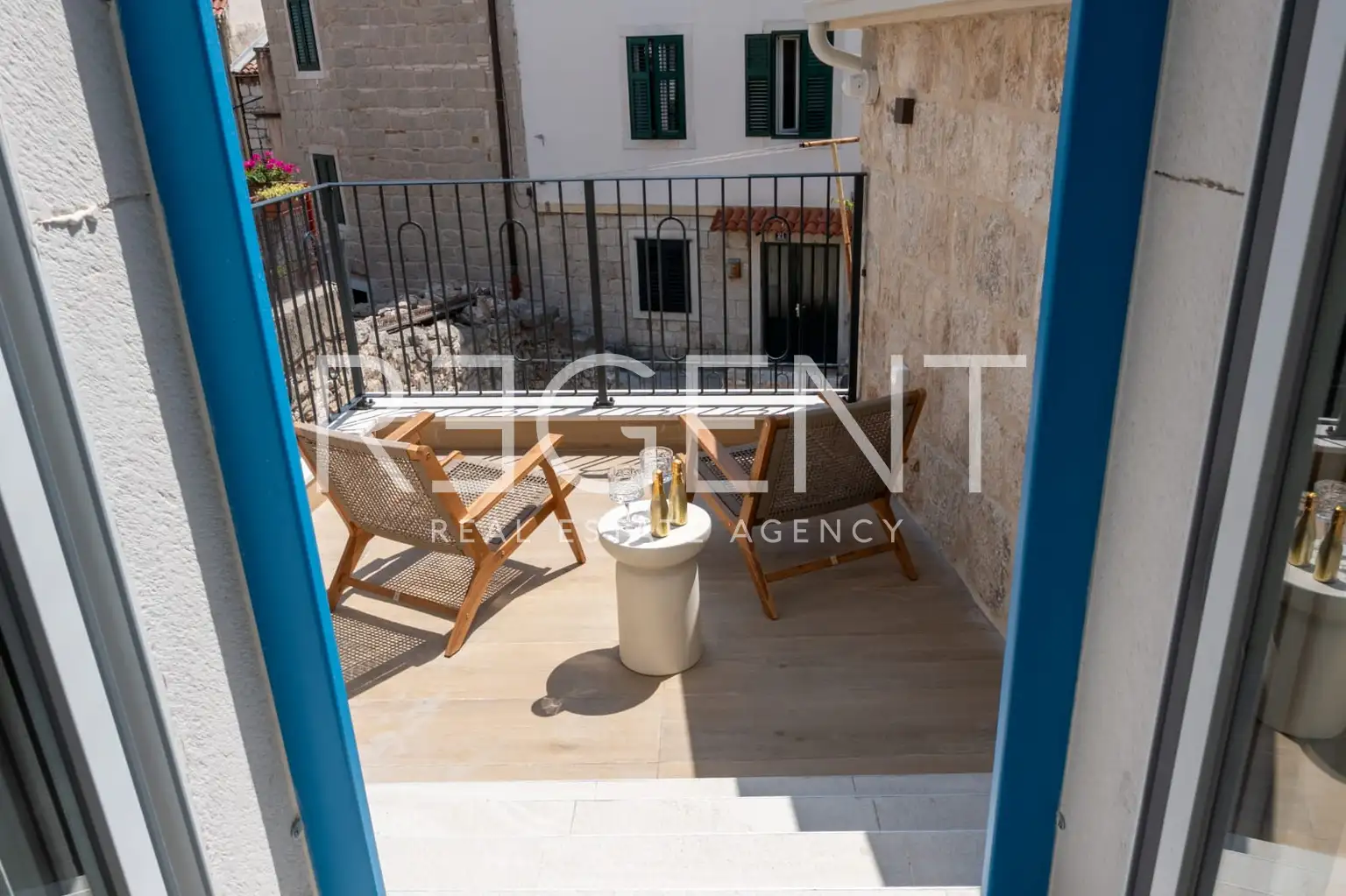 Split, center – butični hotel s petimi sobami v zgodovinski kamniti hiši