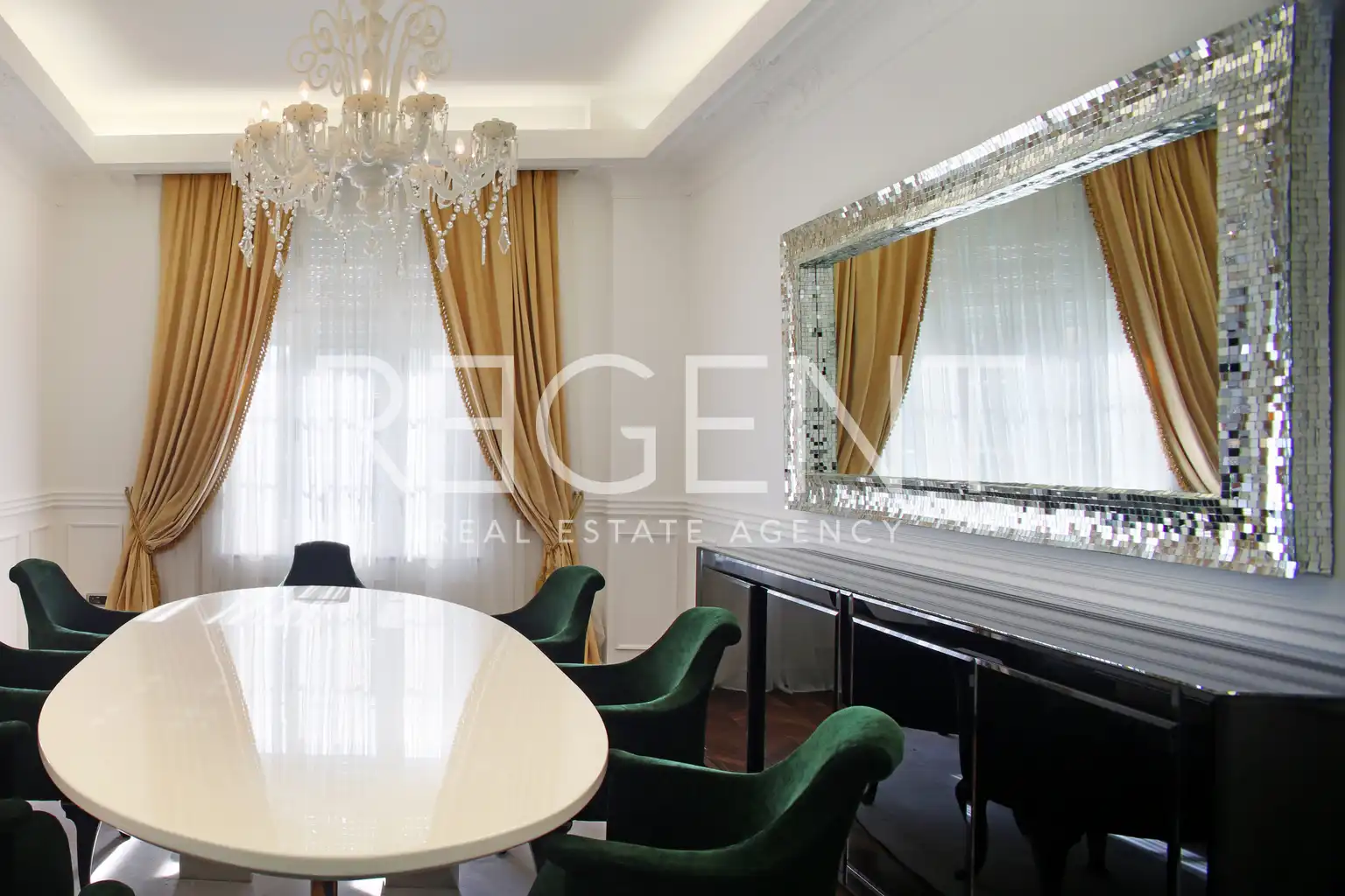 Zagreb, Donji grad, Marulićev trg – luksuzan ured od 280 m² za najam