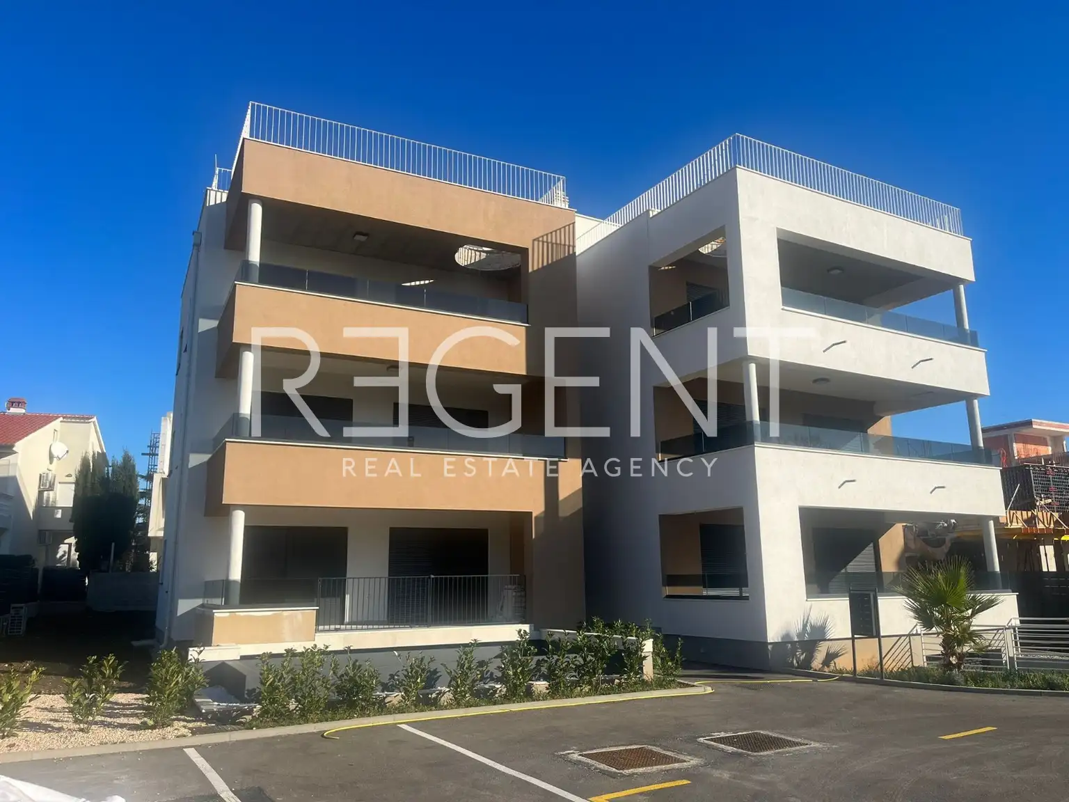 Zadar, Sukošan - Luksusowy czteropokojowy apartament 134 m2 nowy budynek