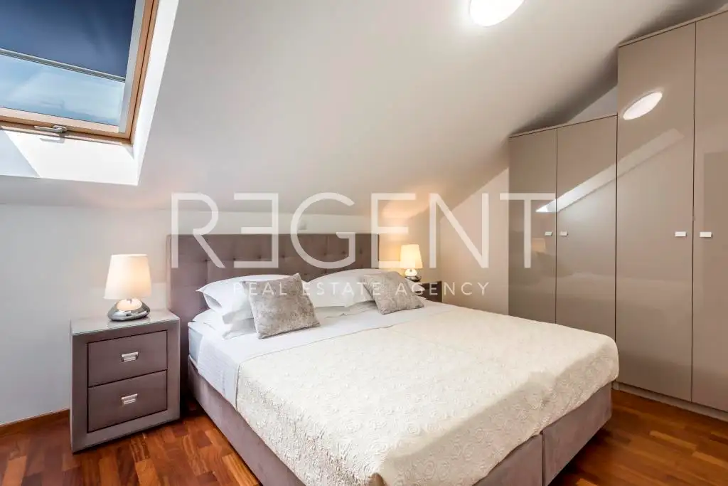 Podstrana - Trojizbový byt s terasou