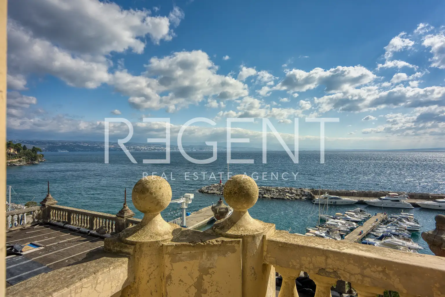 Ičići, Opatijska rivijera – povijesna vila s pogledom na more