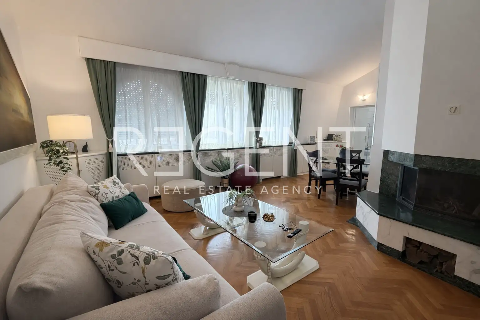 Záhřeb, Petrova ulice – třípokojový byt k pronájmu