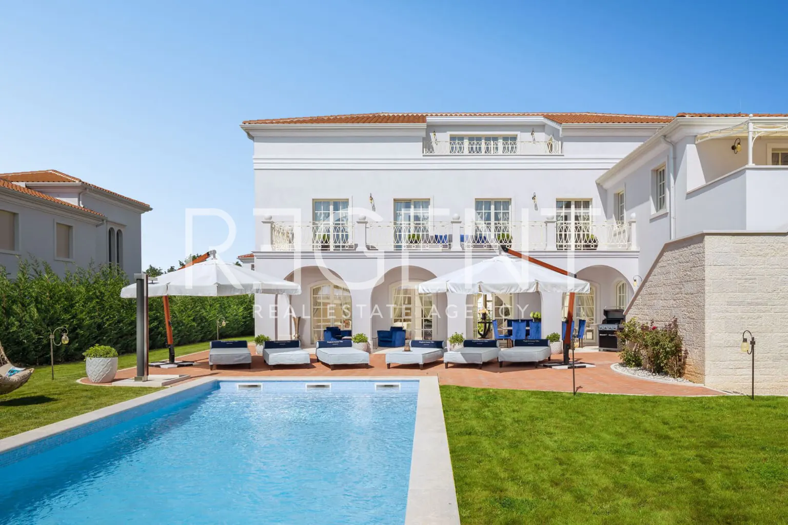 Istra, Vabriga - Raskošna i elegantna vila 511 m2