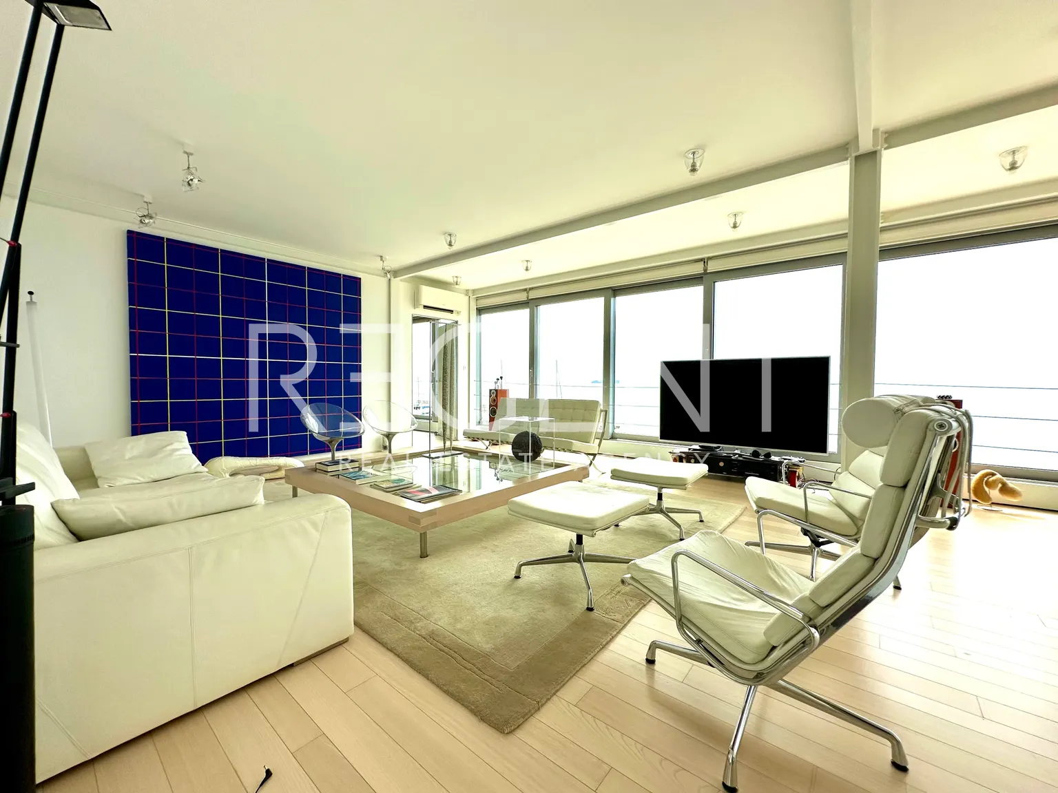 Rijeka - Moderní vila v první řadě u moře 600 m2