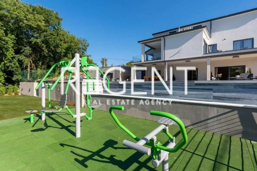 Istra, Tinjan – Elegantna vila z bazenom