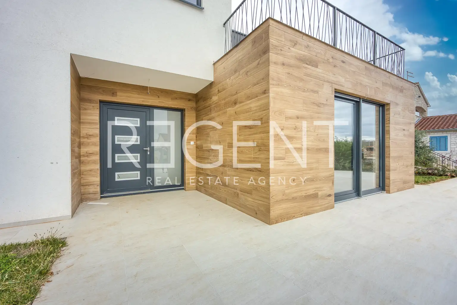 Kaštelir-Labinci - Dvojna kuća s bazenom i pogledom na more