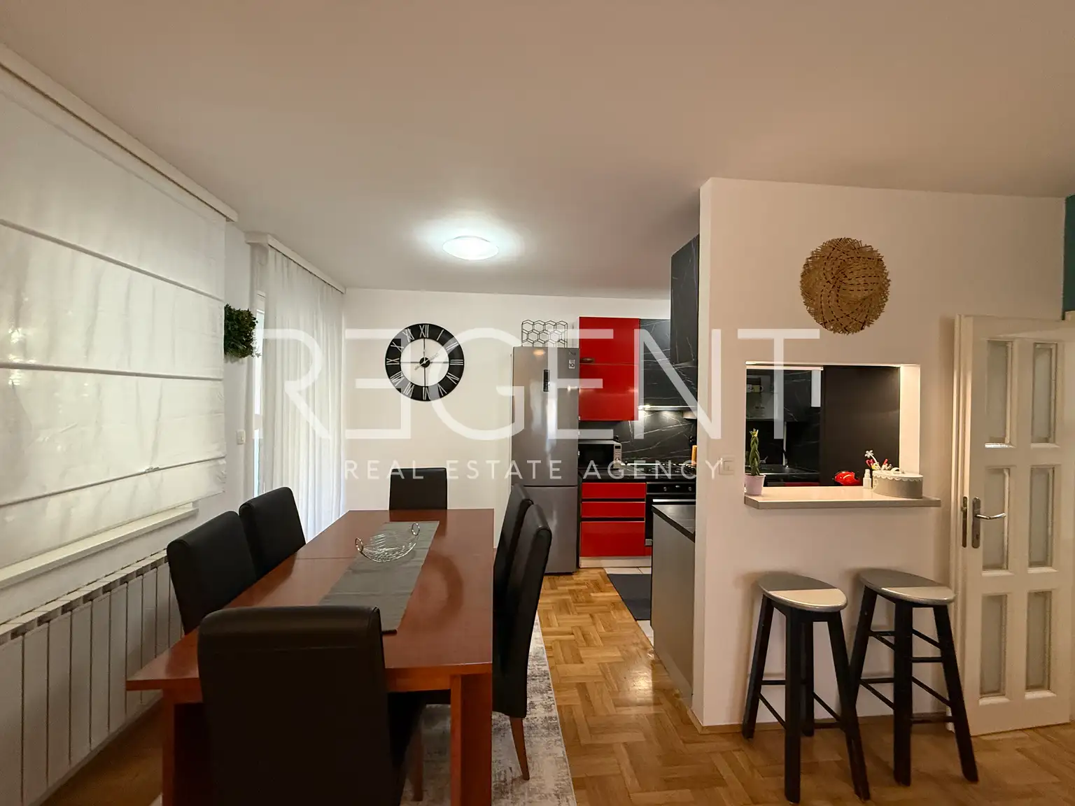 Zagabria, Mlinovi – appartamento trilocale con balcone al piano terra