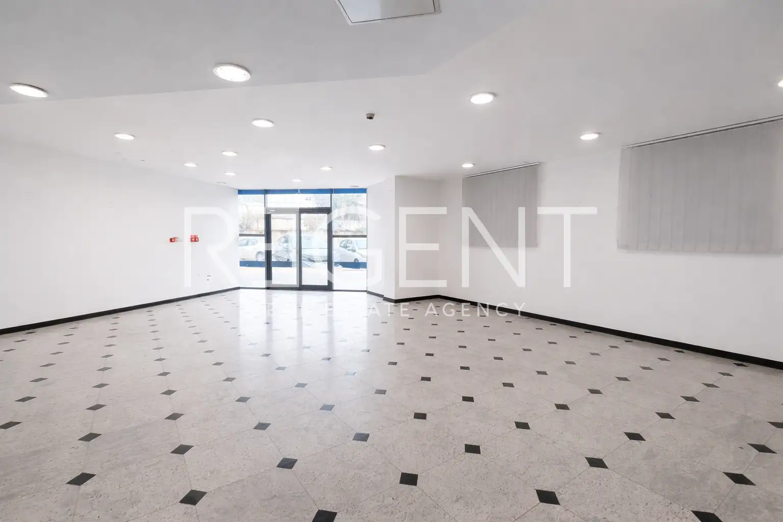 Zadar, Višnjik - Commercial space on two floors