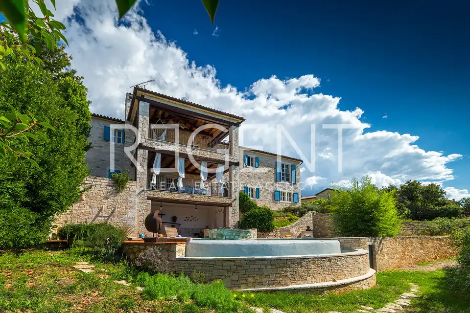 Istrie, Sveti Lovreč – Luxusní kamenná vila