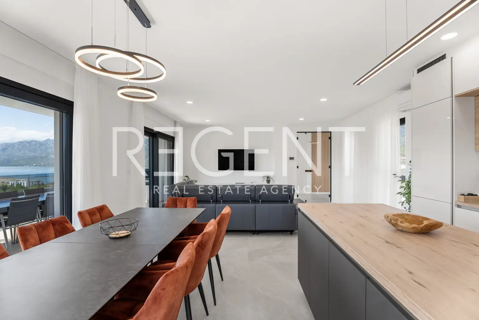 Zadar, Rovanjska - Newly built villa with a pool and sea view
