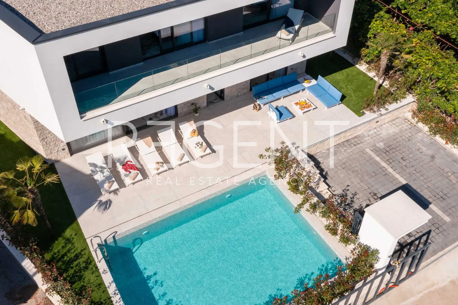 Rogoznica – Luxusní vila 200 m2 u moře