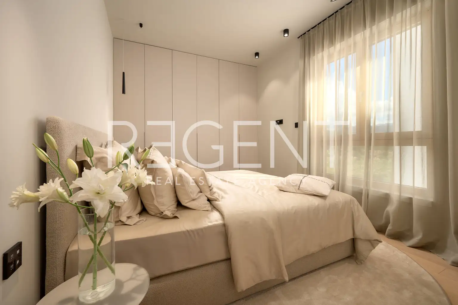 Split, Žnjan - Dvojizbový byt s loggiou a výhľadom na more