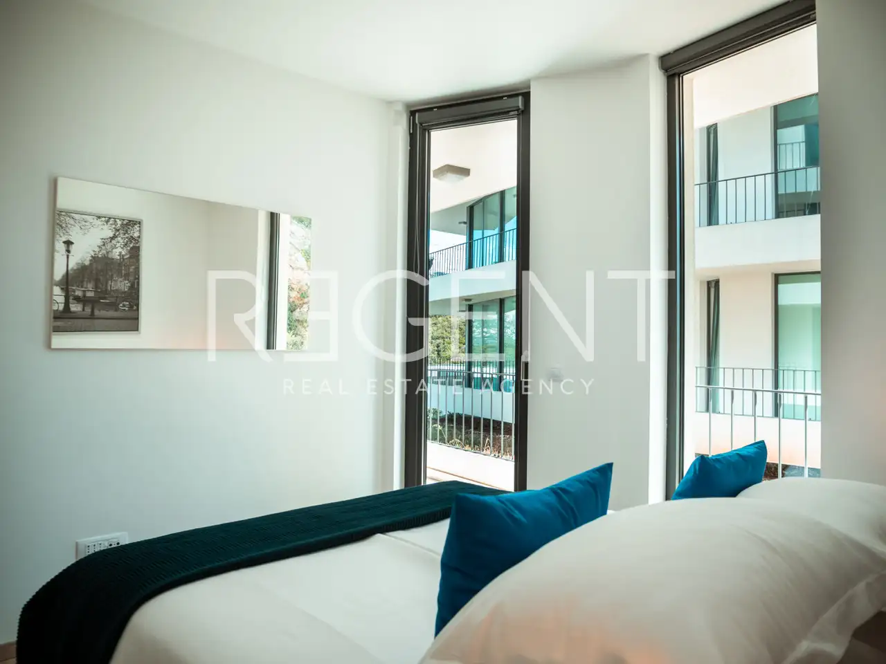 Korčula- Luksuzan apartman s terasom i garažom u ekskluzivnom kompleks