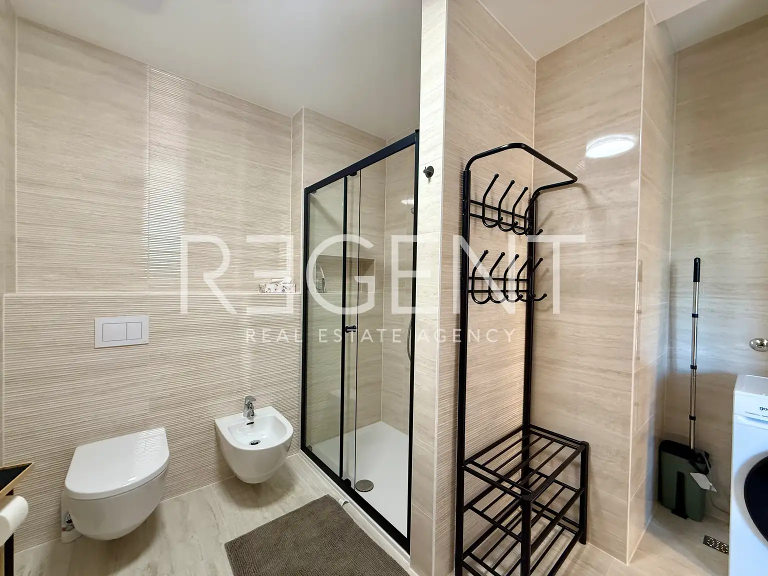 Split, Duilovo - Zwei-Zimmer-Wohnung mit Loggia und Meerblick