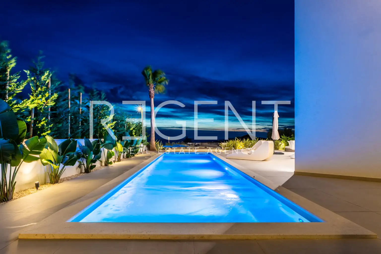 Villa de luxe avec vue dégagée sur la mer dans un endroit exclusif à Primošten