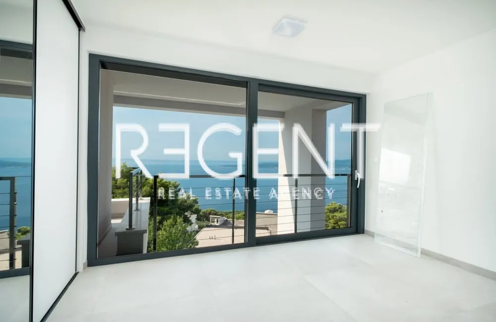 Makarska, Brela - Luksuzna vila s pogledom na more 268 m2